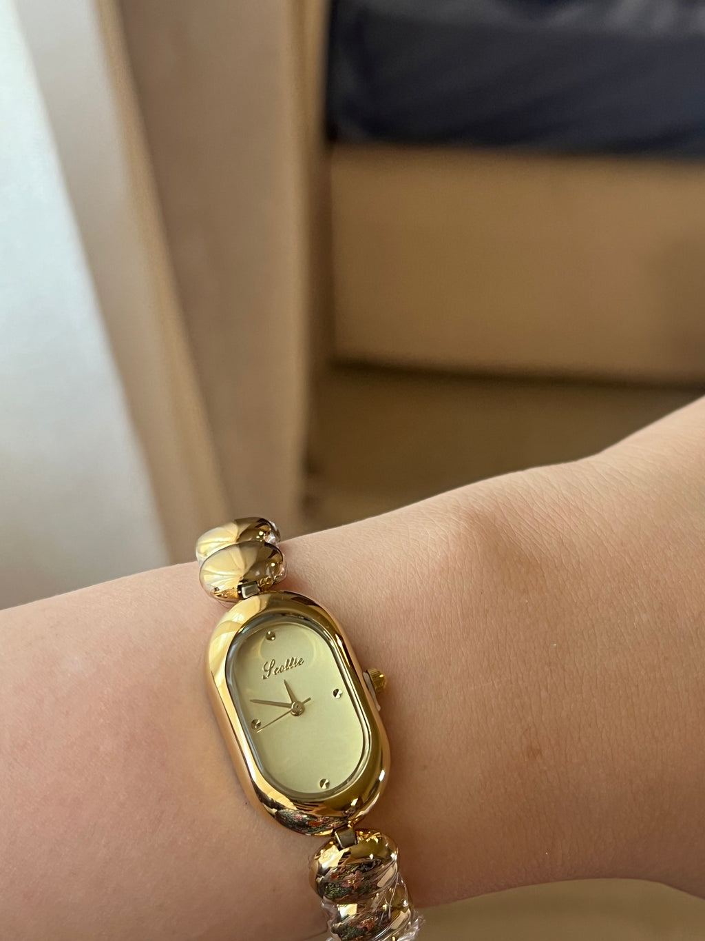Aura Gold